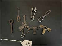 Miscellaneous Keys and Metal Items