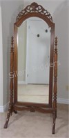 Traditional Queen Anne Cherry Finish Swing Mirror
