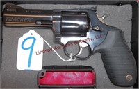 TAURUS TRACKER M44C 44 Revolver