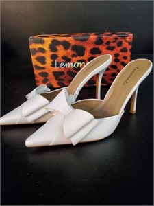 Women's Lemonade White Shoes NIB 10