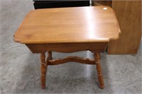 ROXTON TABLE WITH DRAWER 19"X29"X23"
