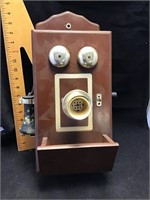 Telephone transistor radio