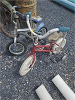 2 kids bicycles