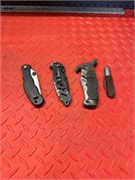 Lot of 4 knives