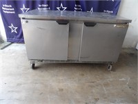 Traulsen Undercounter Refrigerator 2 Doors, 60" M