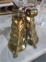 PAIR OF HEAVY BRASS LEAF BOOKENDS