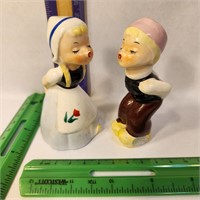 Napco Japan Salt&Pepper Shaker couple