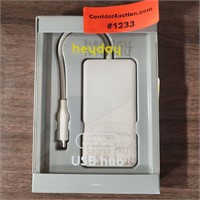 USB-C Hub Adapter - Heyday™ Stone White