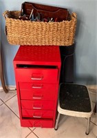 T - 6-DRAWER CABINET, BASKET, STEP STOOL (P10)