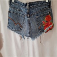 Sz. 30 Love Butterfly Cut-offs by People for Peace