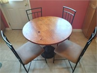 Small Kitchen Table and 4 Chairs