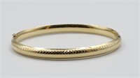 14k Yellow Gold Bangle Bracelet 6.1g