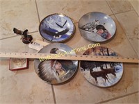 Native American Decor Plates With America Trinkets