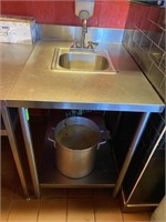 STAINLESS STEEL TABLE W/SINK - 26" X 34"