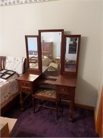 Antique vanity w/stool