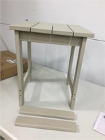 Lzrs square outside side table, sand 14.8x14.8x18