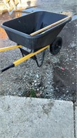 Trumpet dual wheel wheel barrow