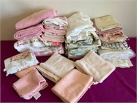 Pillowcases, Twin Sheets Pink Towels