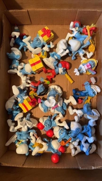 (25) SMURF FIGURINES