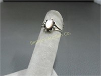 Ring: Size 7.5 Sterling Silver & Mother of Pearl