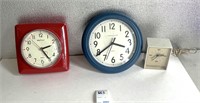 Clocks set of 3