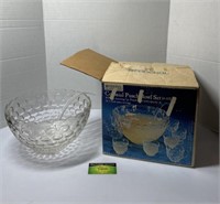 18 Piece Federal Glassware Colonial Punch Bowl