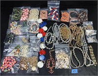HUGE LOT OF COSTUME JEWELRY NECKLACES