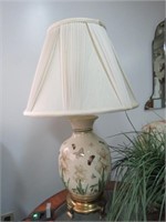 FLORAL BUTTERFLY TABLE LAMP