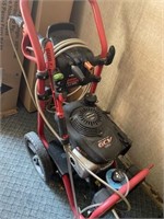 Husky gas powered power washer, 2600 psi with