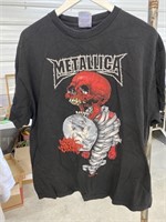 Metallica concert shirt 2004 tour