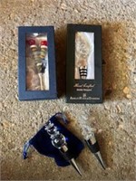 4 Piece Wine Stoppers Christmas Set