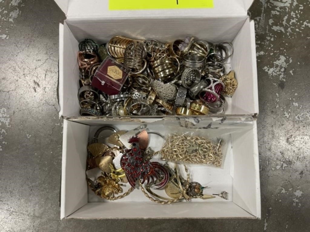 College Surplus Lost & Found- Rings