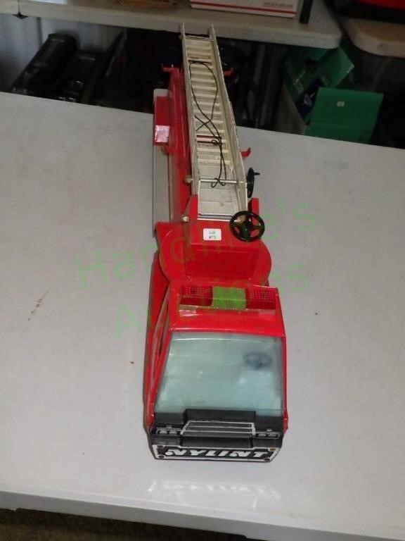 Nylint 30" Aerial Hook-N-Ladder Die Cast