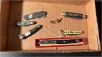 ASSORTED KNIVES