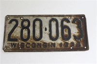 1938 Wisconsin License Plate