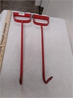 2 18" hay hooks