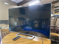VIZIO 42" LCD TV MODEL NO. M422I-B1
