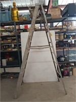 8 ft aluminum ladder
