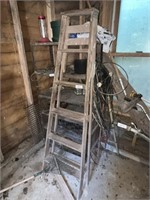 6' Wooden Step ladder