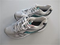 "As Is" Saucony Prestice 3 Womens 7