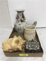 TRAY: CRACKLE WARE VASE, MCCOY JAR, MISC