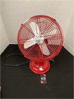 Holmes Red Fan