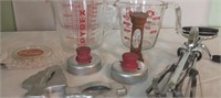 Pyrex Measuring Cups, Vintage Cookie Cutters,