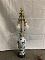 ORIENTAL 2 LIGHT LAMP WITHOUT SHADE, 26"