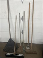 Gardening And Other Wooden Handled Tools