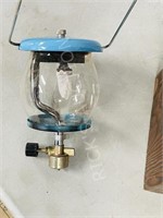 vintage gas lantern head - no base in wood case