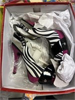 2 PAIRS OF SHOES NICE GUESS & MORE SZ 7.5