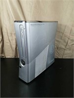 XBOX 360 Game Console