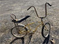 Vintage Grant sport banana seat bike 20” wheels,