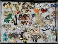 LARGE ASSORTMENT OF STATEMENT FASHION EARRINGS